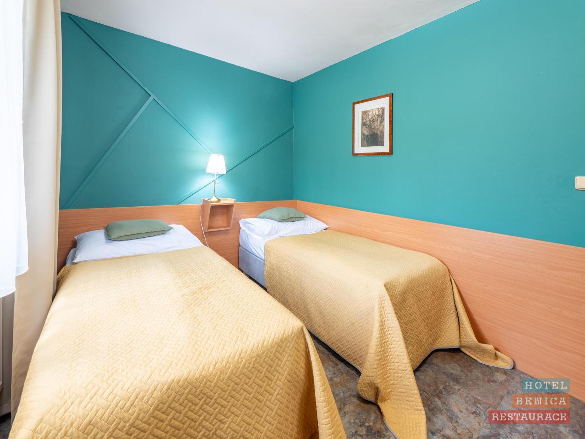 Hotel Benica بينيسوف المظهر الخارجي الصورة
