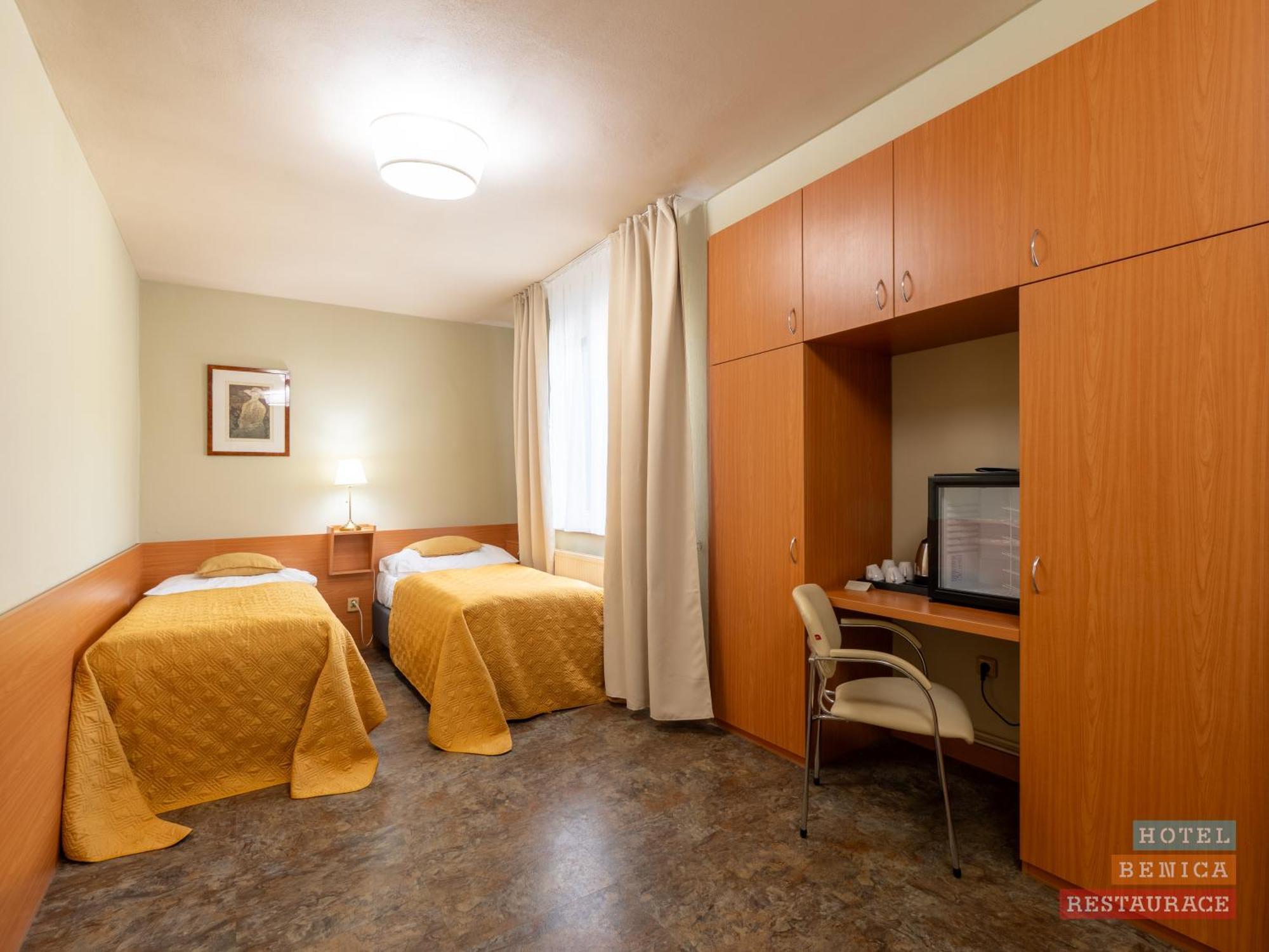 Hotel Benica بينيسوف المظهر الخارجي الصورة